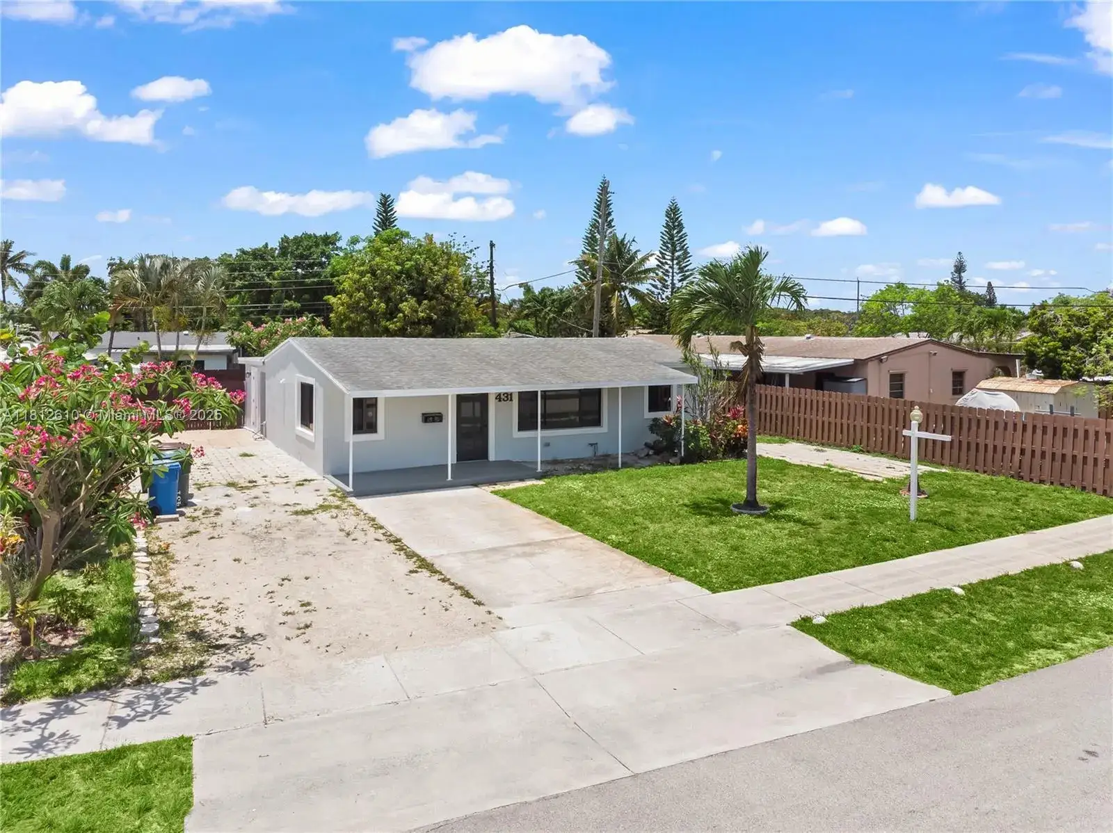 4 bedroom 2 bath Residential for sale at 431 NE 58th Ct, Oakland Park FL 33334
