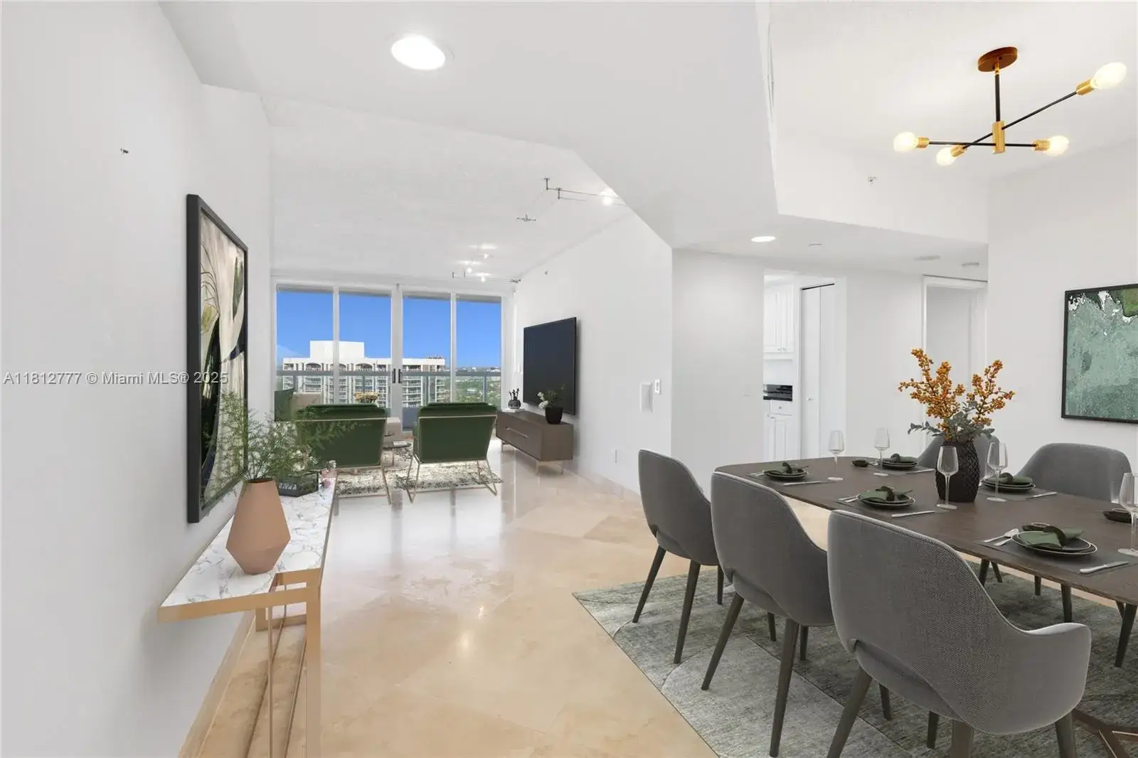 2 bedroom 2 bath Residential for sale at 21055 Yacht Club Dr # 2104, Aventura FL 33180