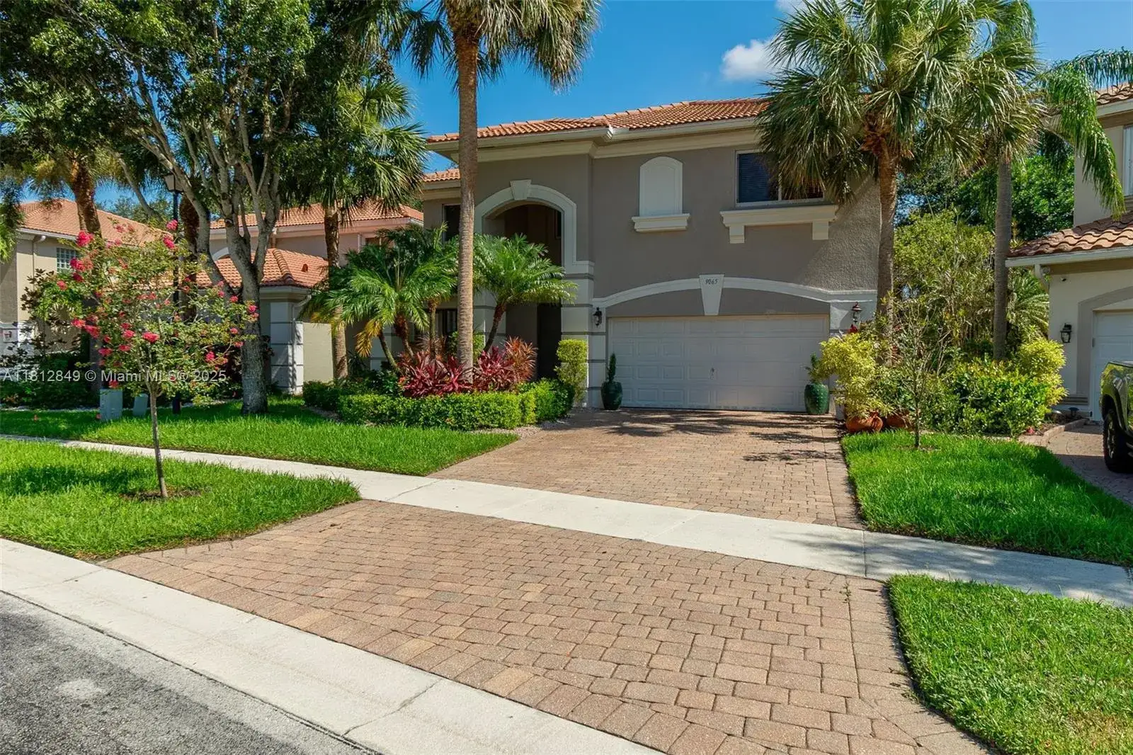5 bedroom 3 bath Residential for sale at 9065 Silver Glen Way, Lake Worth FL 33467
