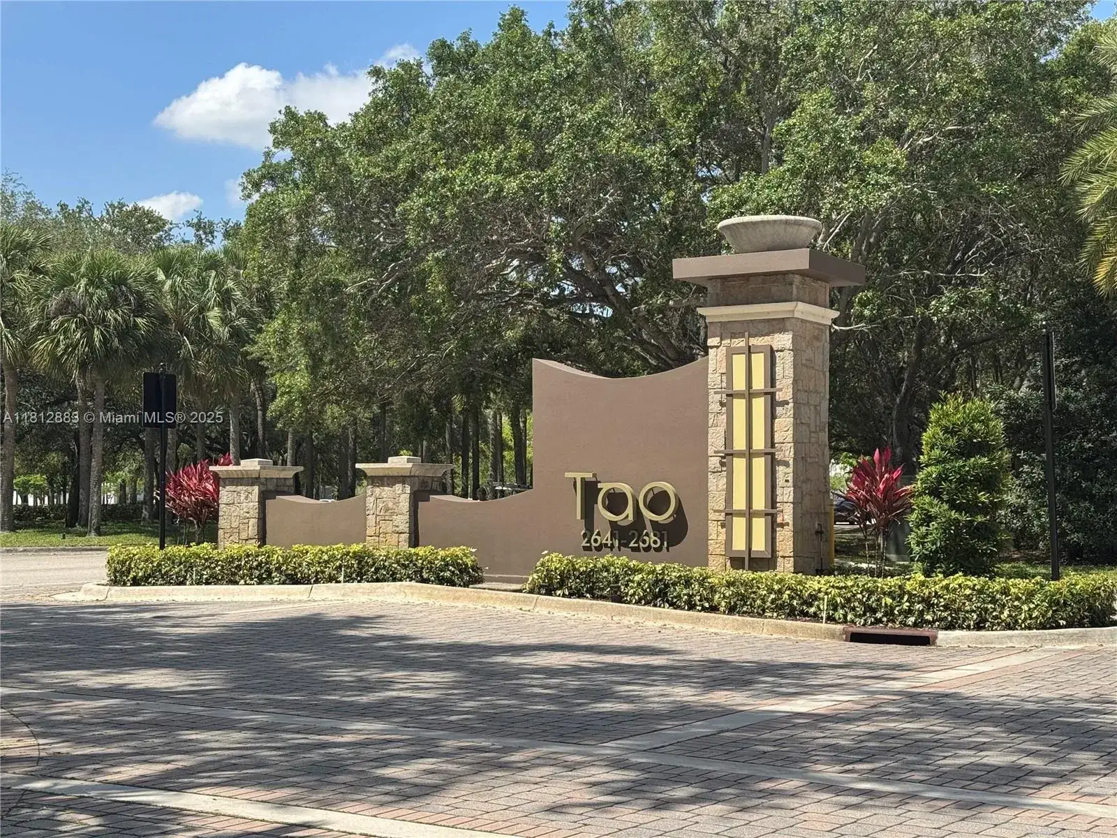 3 bedroom 3 bath Residential Lease for rent at 2641 N Flamingo Rd # 1001N, Sunrise FL 33323