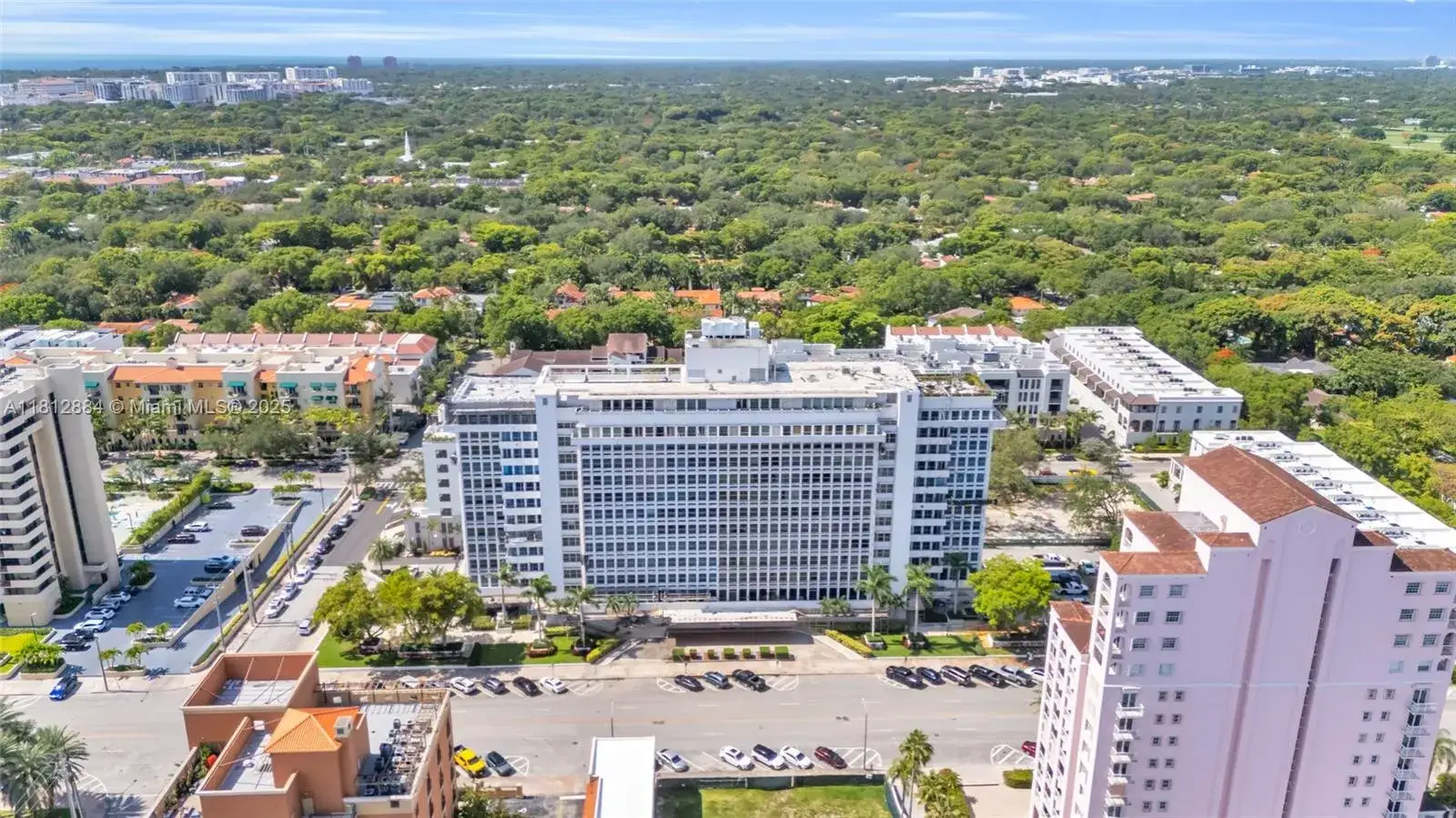 1 bedroom 1 bath Residential for sale at 700 Biltmore Way # 505, Coral Gables FL 33134