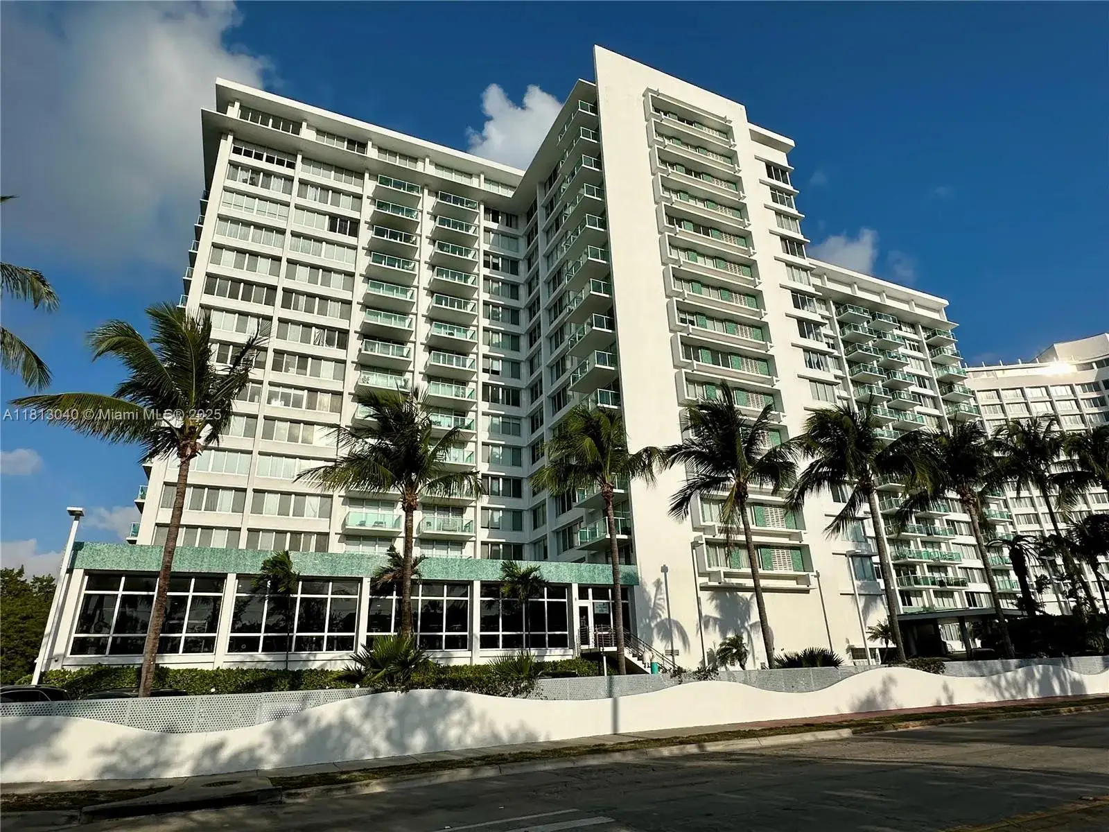 1 bath Residential for sale at 1000 West Ave # 932, Miami Beach FL 33139