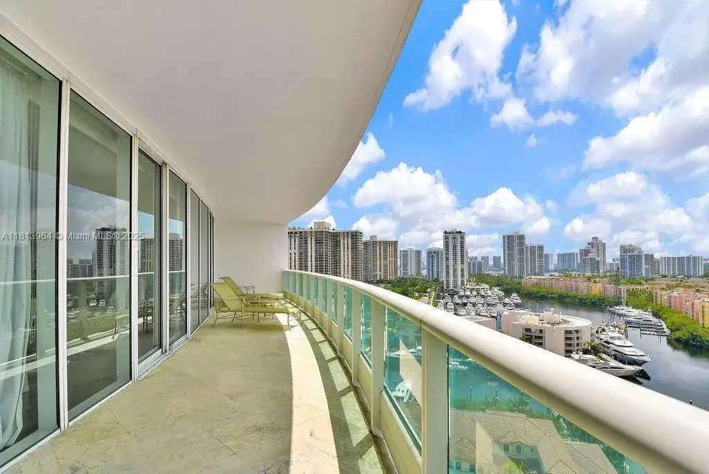 2 bedroom 3 bath Residential for sale at 19955 NE 38th Ct # 1701, Aventura FL 33180