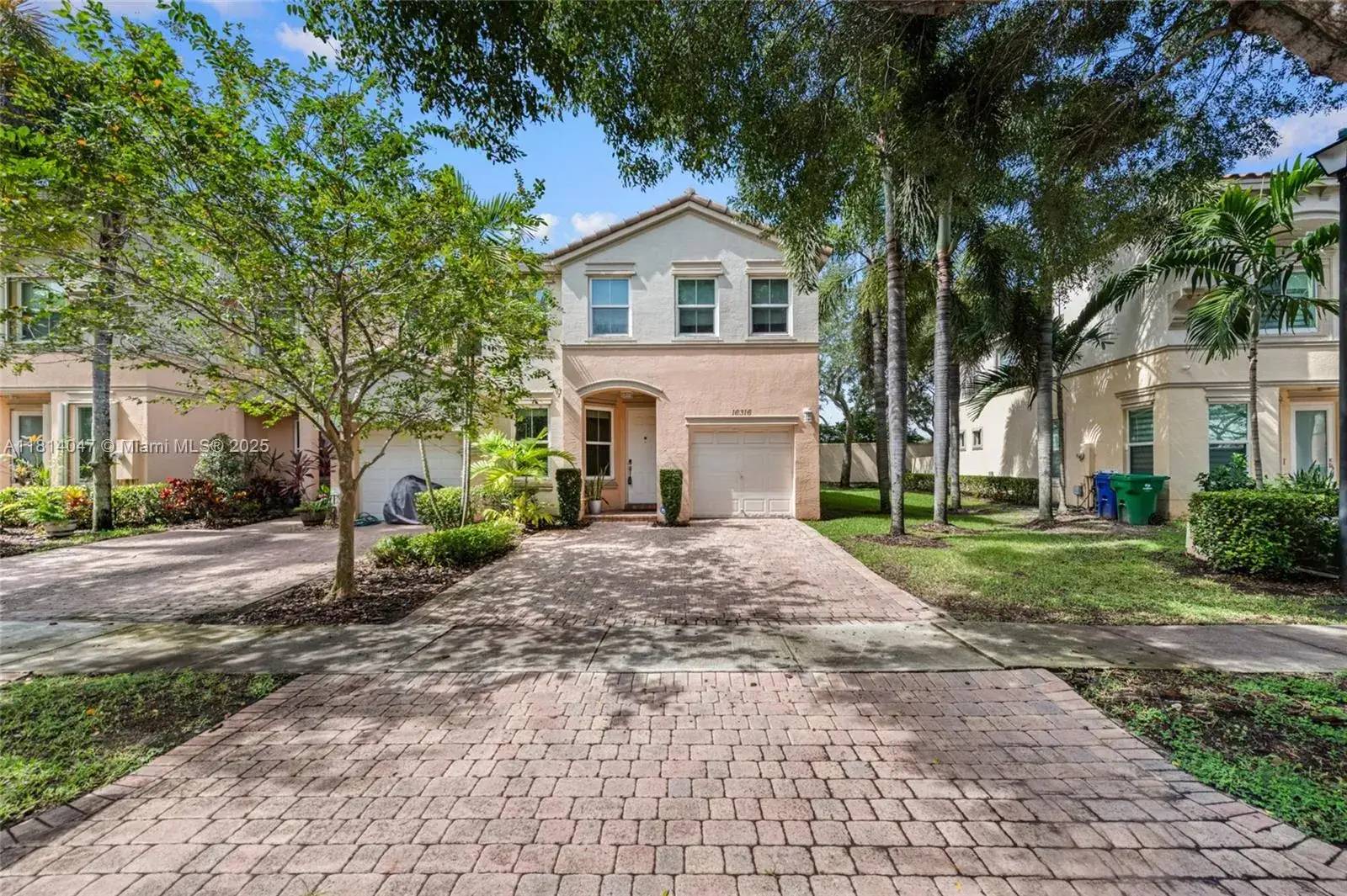 3 bedroom 2 bath Residential for sale at 16316 SW 48th St, Miramar FL 33027