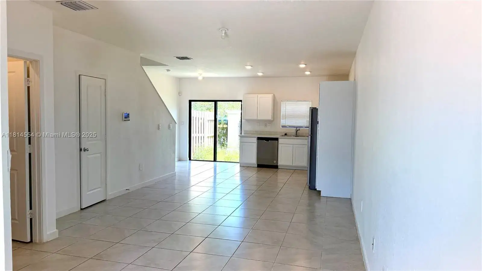 3 bedroom 3 bath Residential for sale at 322 NE 1st Dr, Florida City FL 33034
