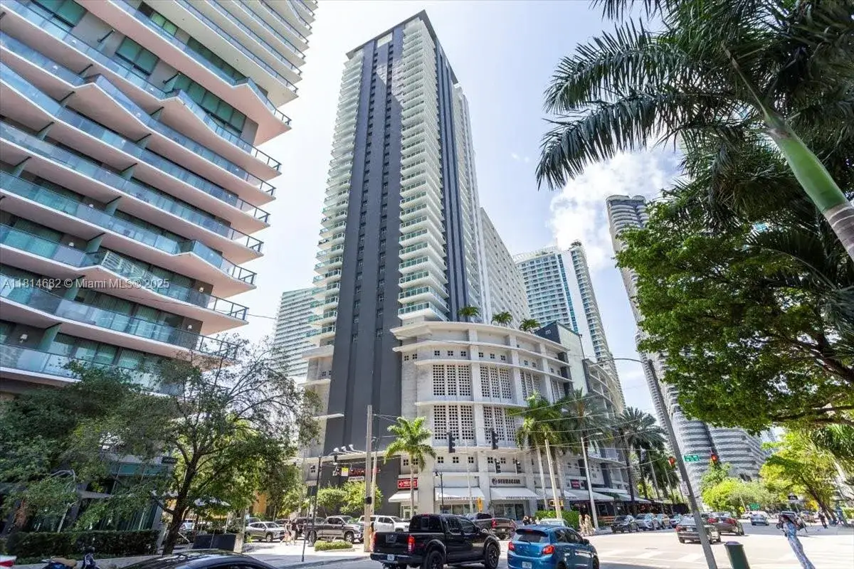 1 bedroom 1 bath Residential for sale at 1250 S Miami Ave # 2208, Miami FL 33130