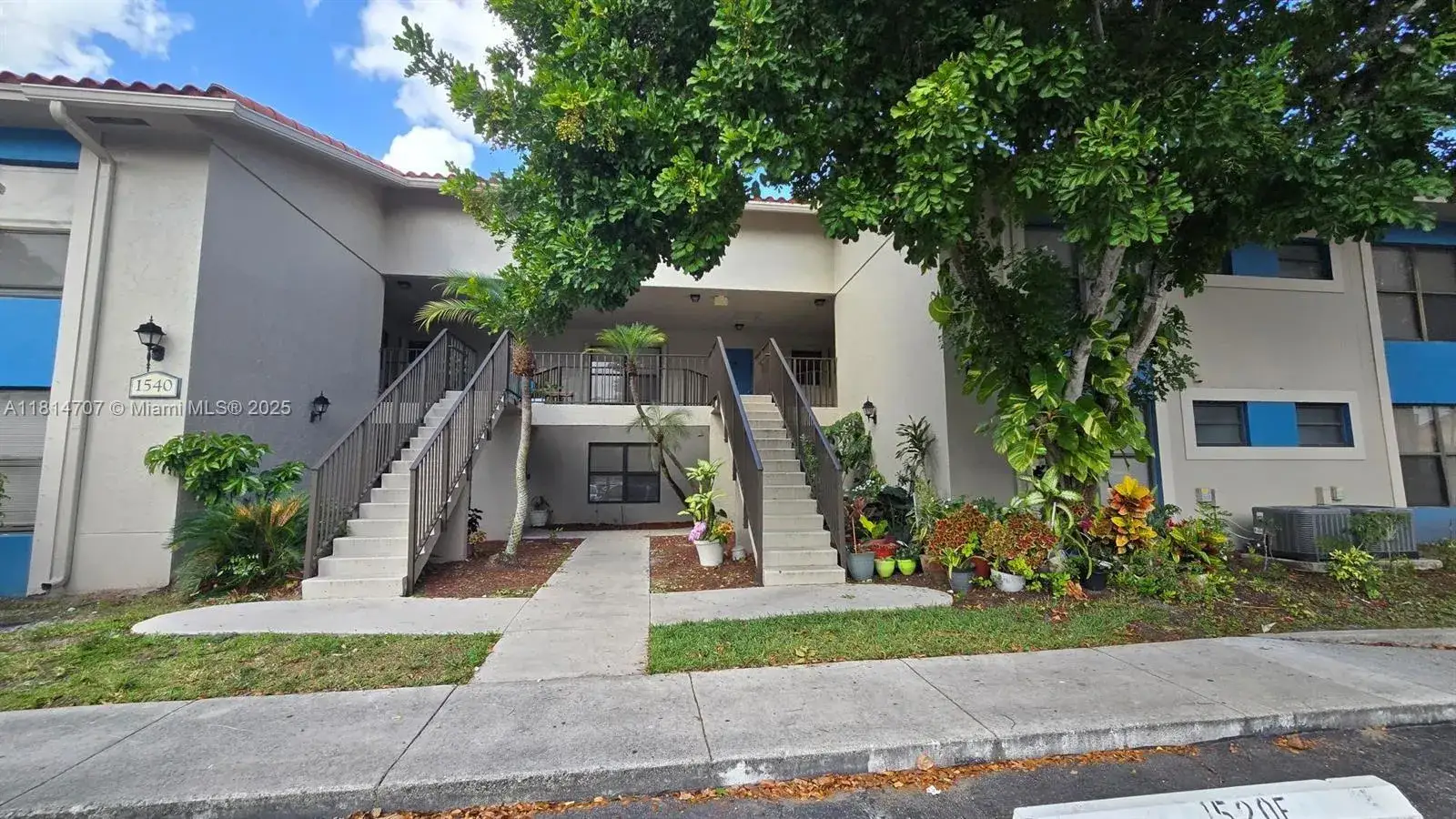 3 bedroom 2 bath Residential Lease for rent at 1540 Windorah Way # C, West Palm Beach FL 33411