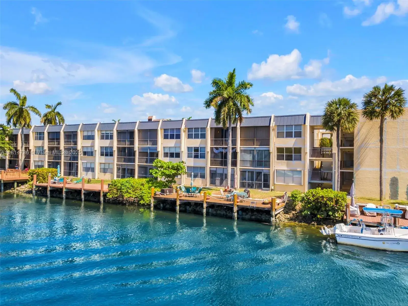 2 bedroom 2 bath Residential for sale at 777 S Federal Hwy # 201G, Pompano Beach FL 33062