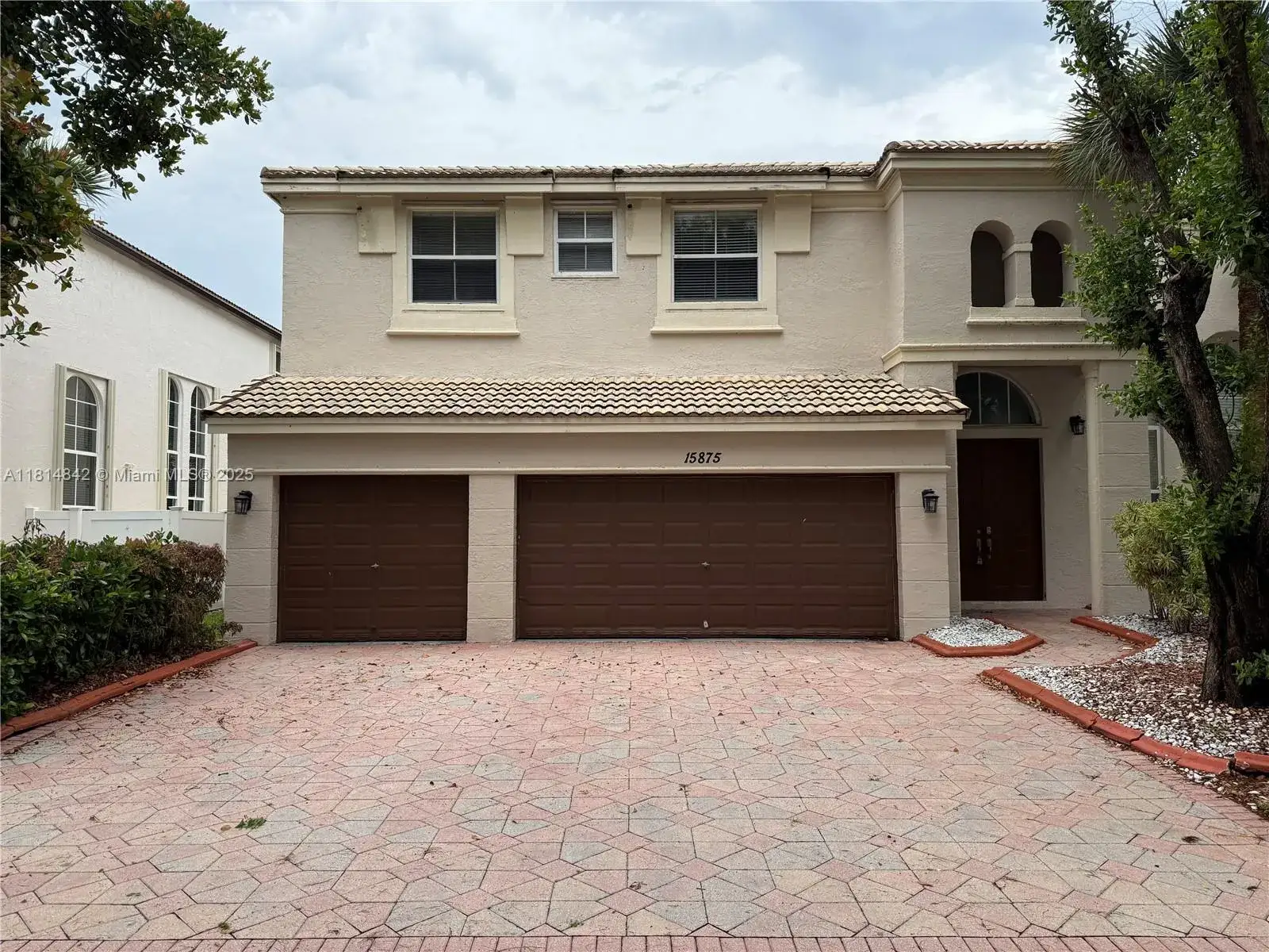 5 bedroom 3 bath Residential for sale at 15875 SW 52nd St, Miramar FL 33027