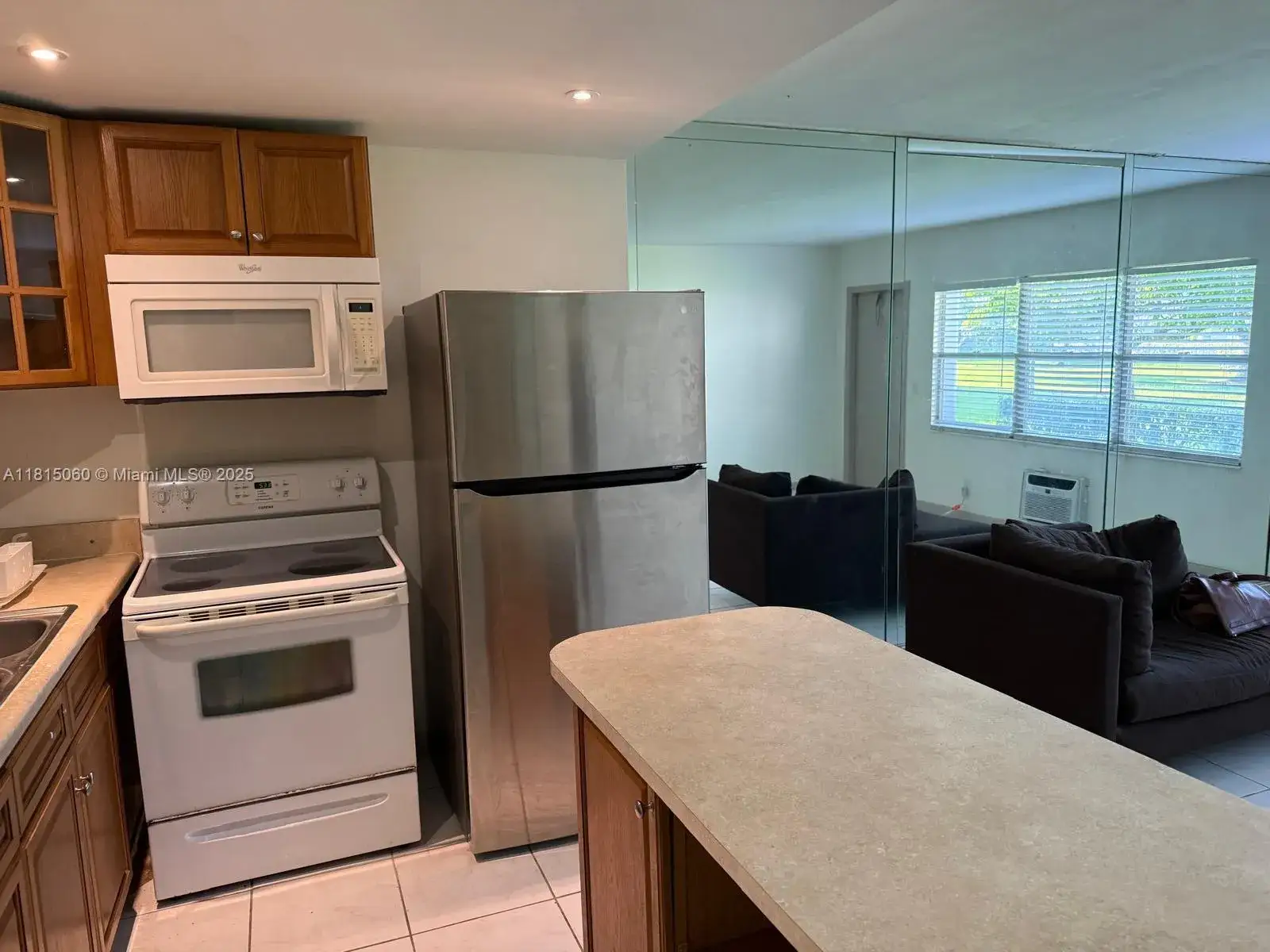 1 bedroom 1 bath Residential for sale at 217 Suffolk F # 217, Boca Raton FL 33434