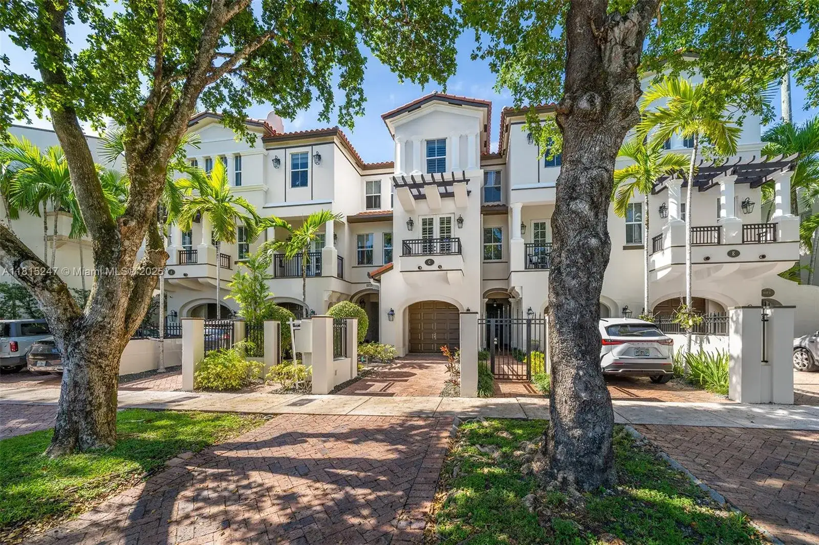 4 bedroom 3 bath Residential for sale at 615 Santander Ave # C, Coral Gables FL 33134