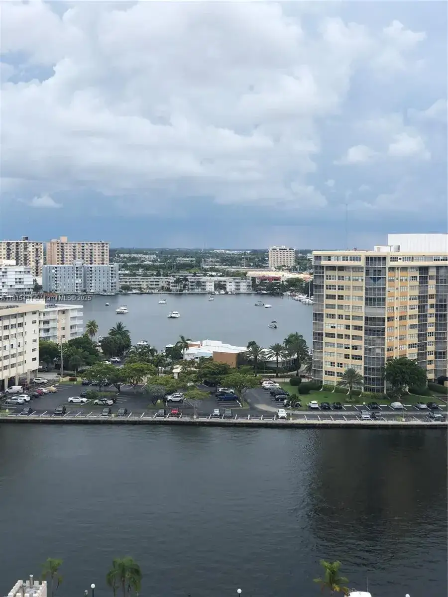 1 bedroom 2 bath Residential for sale at 1865 S Ocean Dr # 11I, Hallandale Beach FL 33009