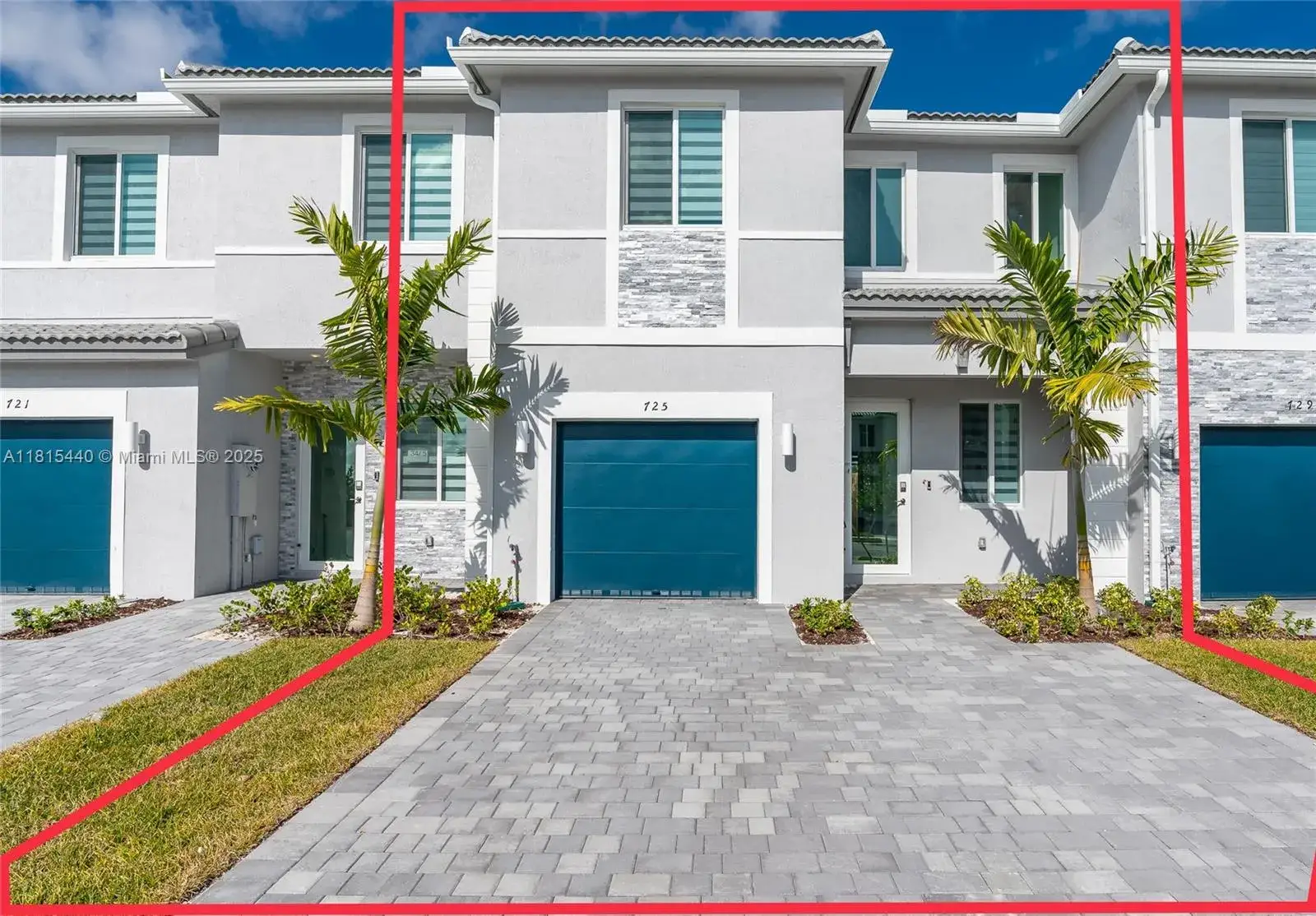 3 bedroom 3 bath Residential Lease for rent at 725 SE 13 ST. CIR. # 725, Homestead FL 33034