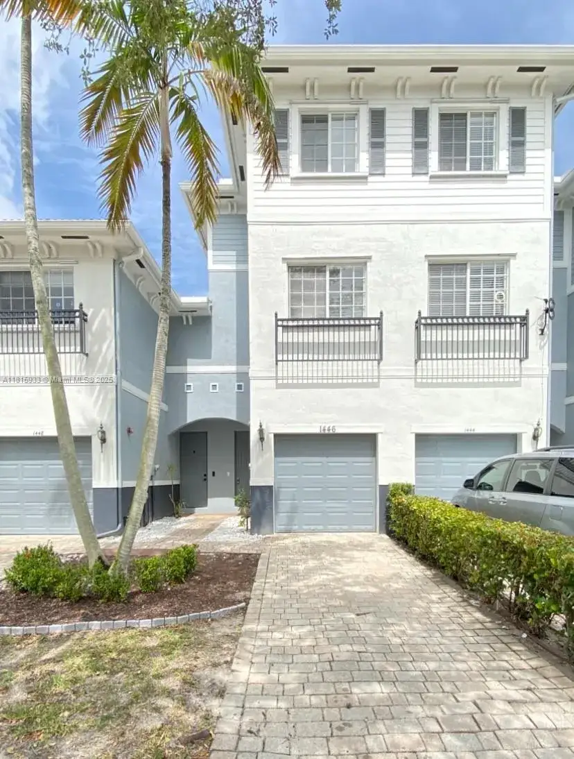 3 bedroom 2 bath Residential Lease for rent at 1446 NW 34th Way # 1446, Lauderhill FL 33311