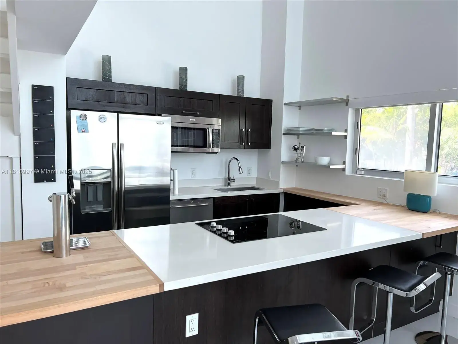 2 bedroom 2 bath Residential Lease for rent at 401 Jefferson Ave # 3, Miami Beach FL 33139