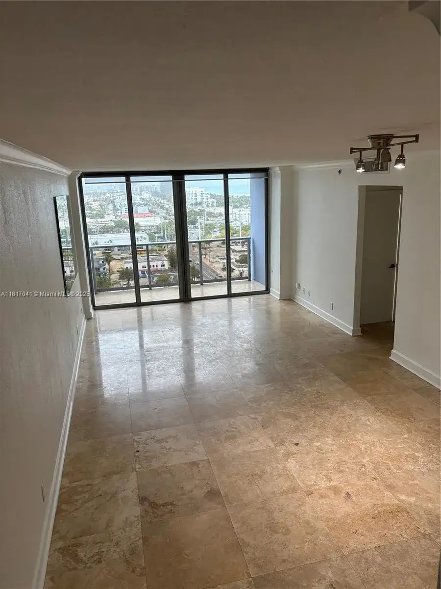 1 bedroom 1 bath Residential Lease for rent at 401 69th St # 1607, Miami Beach FL 33141