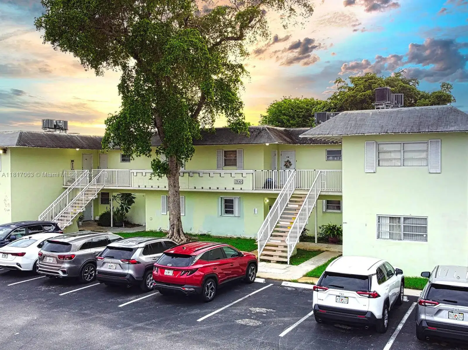 1 bedroom 1 bath Residential for sale at 7530 SW 82nd St # G203, Miami FL 33143