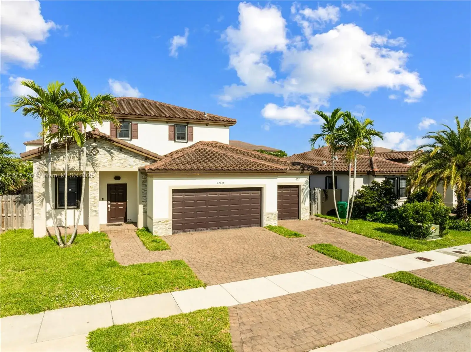 5 bedroom 3 bath Residential Lease for rent at 22938 SW 128th Pl, Miami FL 33170