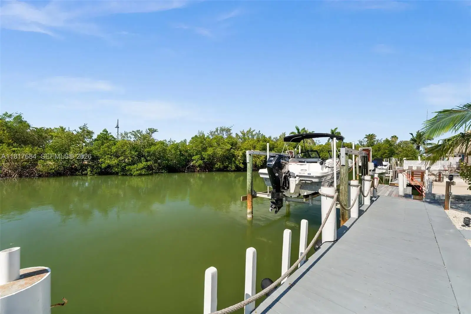 2 bedroom 1 bath Residential for sale at 648 E Palm dr, Marco Island FL 34140