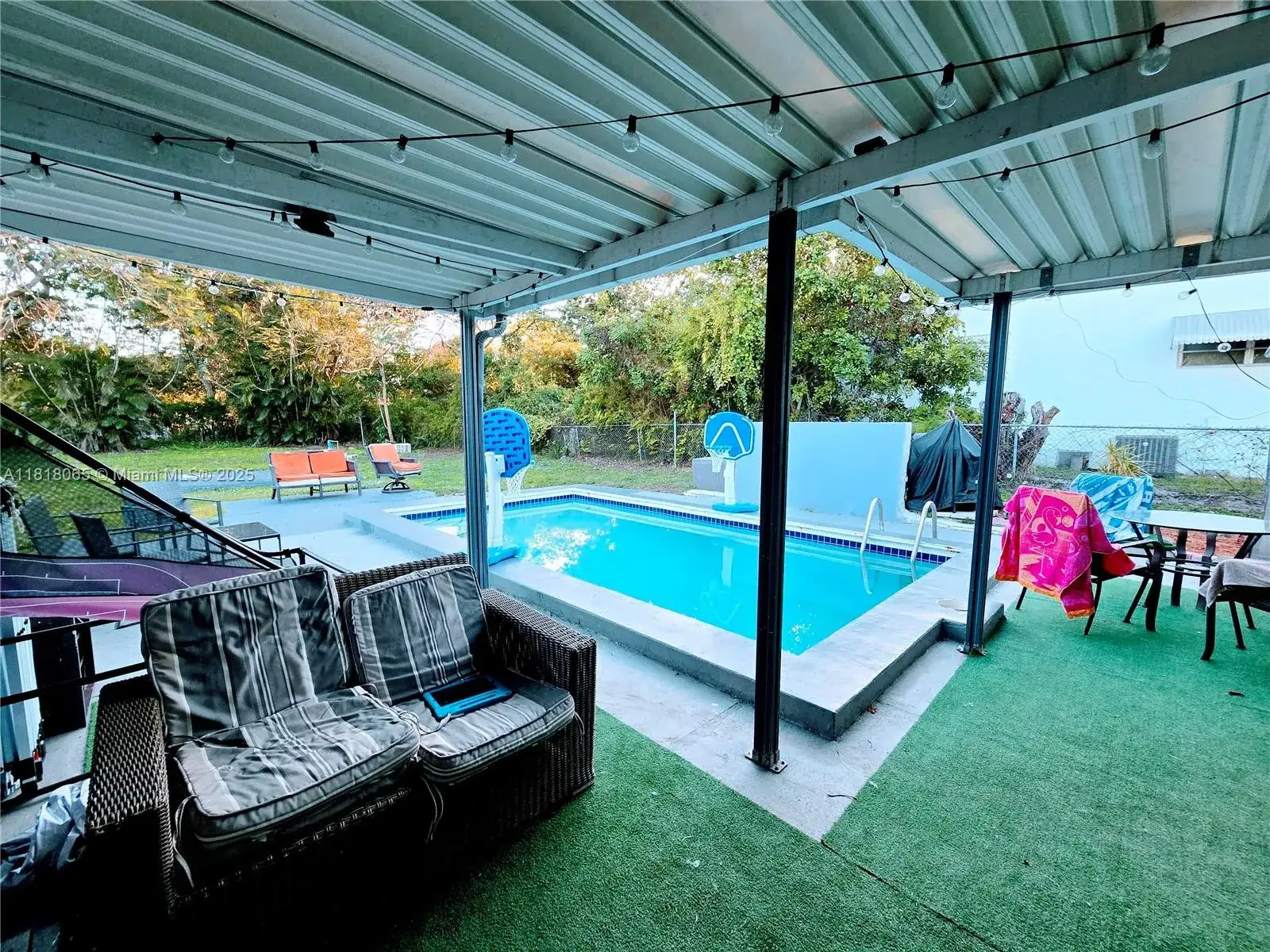 4 bedroom 2 bath Residential for sale at 6220 SW 26th St, Miramar FL 33023