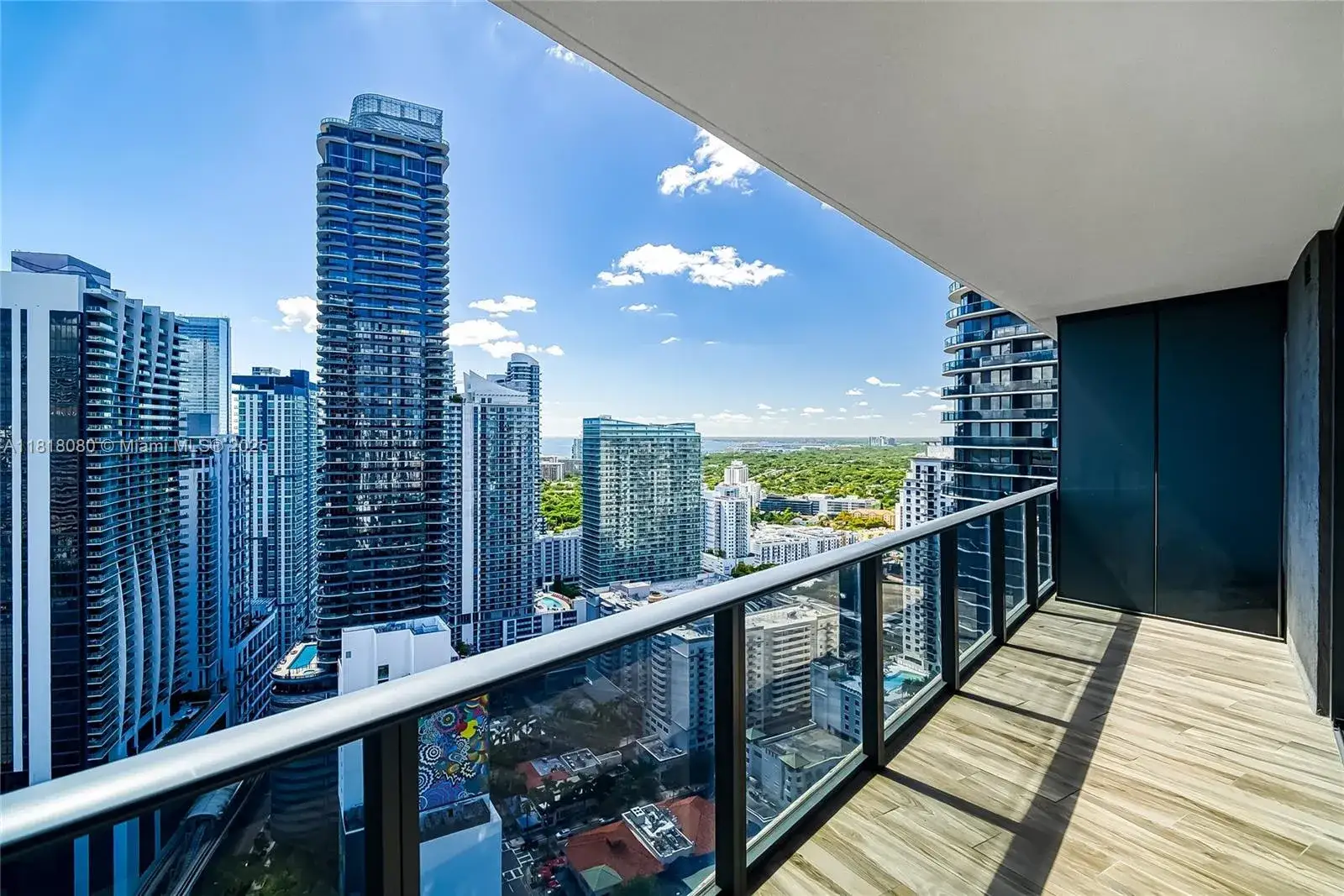 3 bedroom 3 bath Residential for sale at 801 S Miami Ave # 3704, Miami FL 33130