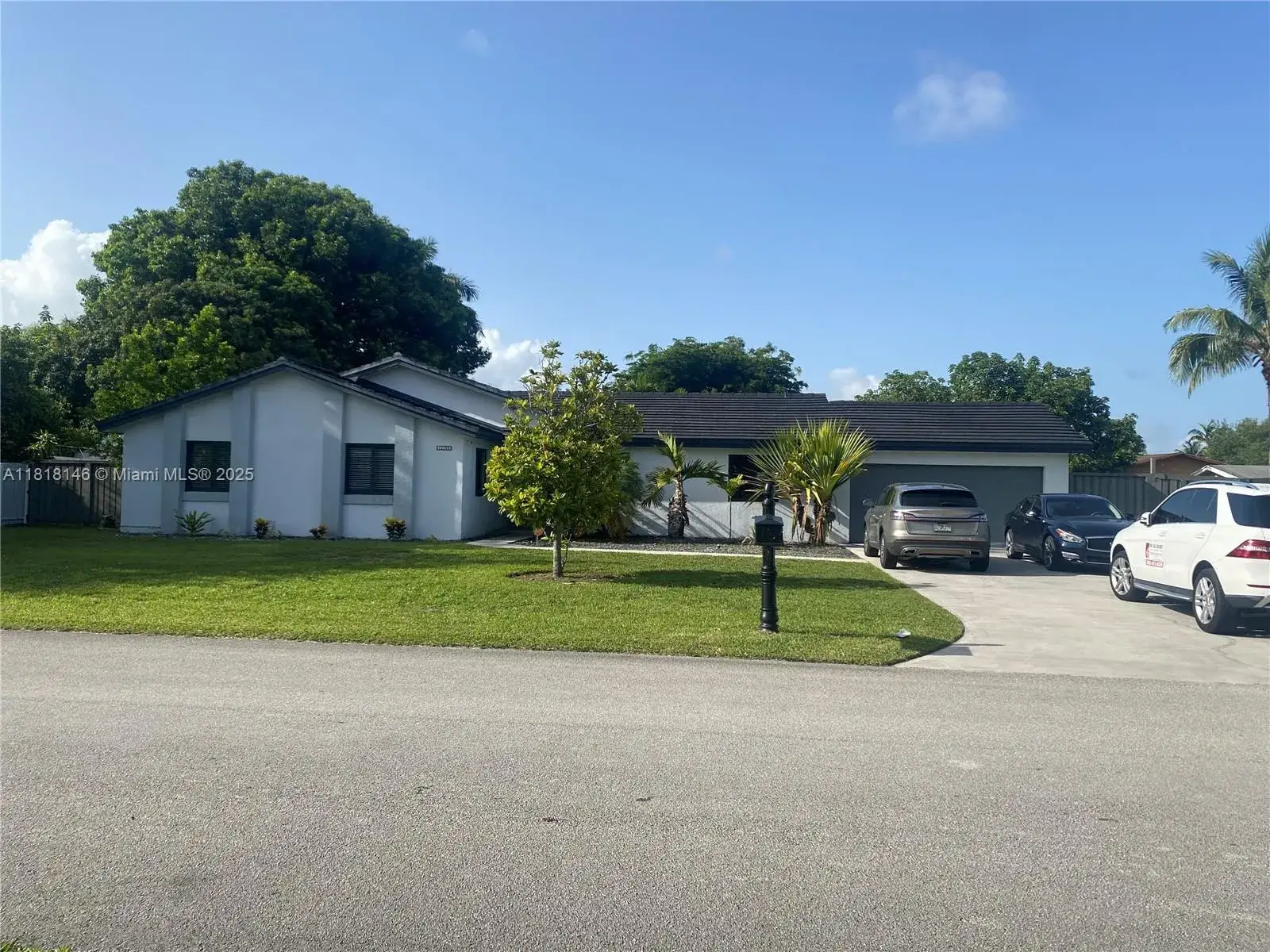 3 bedroom 2 bath Residential for sale at 12780 SW 187th St, Miami FL 33177