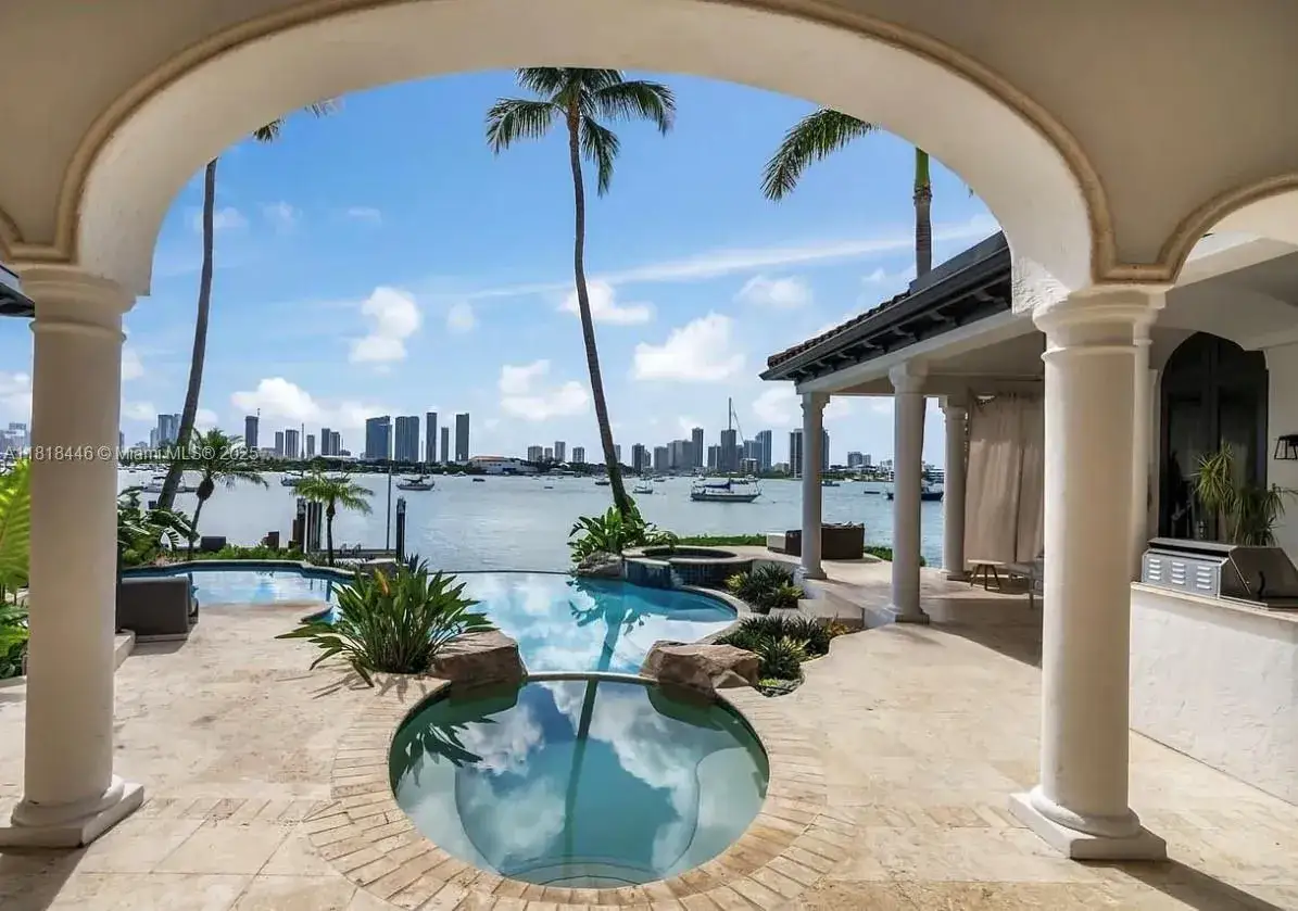 5 bedroom 5 bath Residential Lease for rent at 432 S Hibiscus Dr, Miami Beach FL 33139
