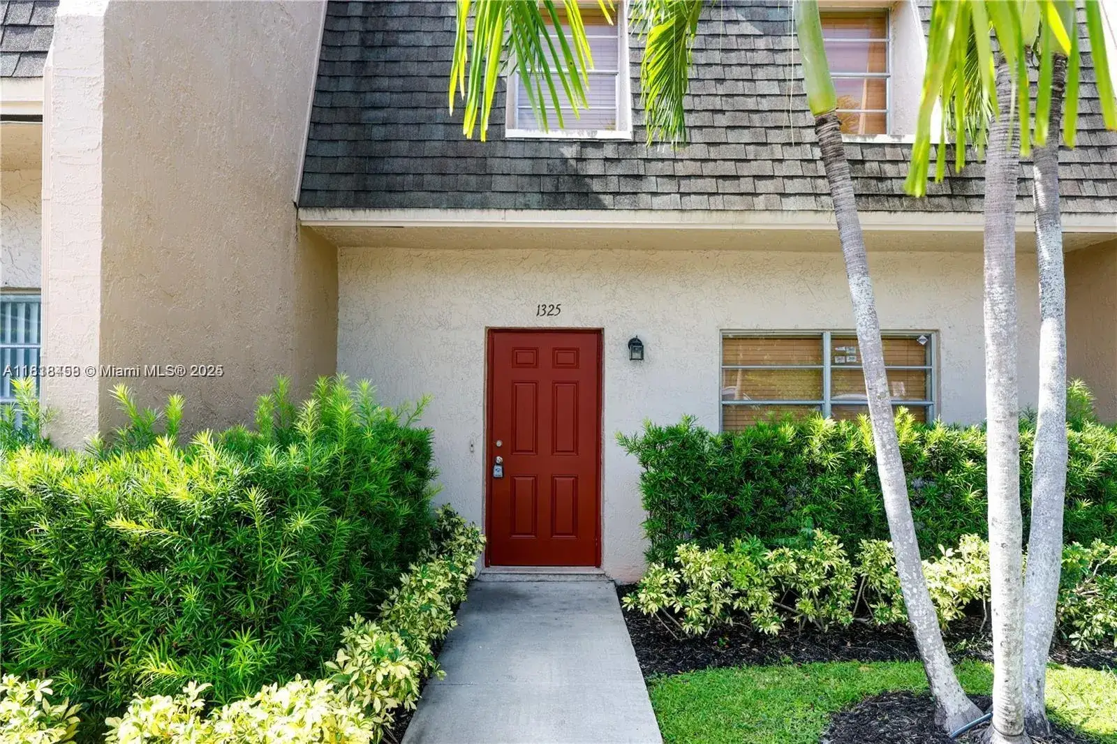 3 bedroom 2 bath Residential for sale at 1325 Partridge Close, Pompano Beach FL 33064