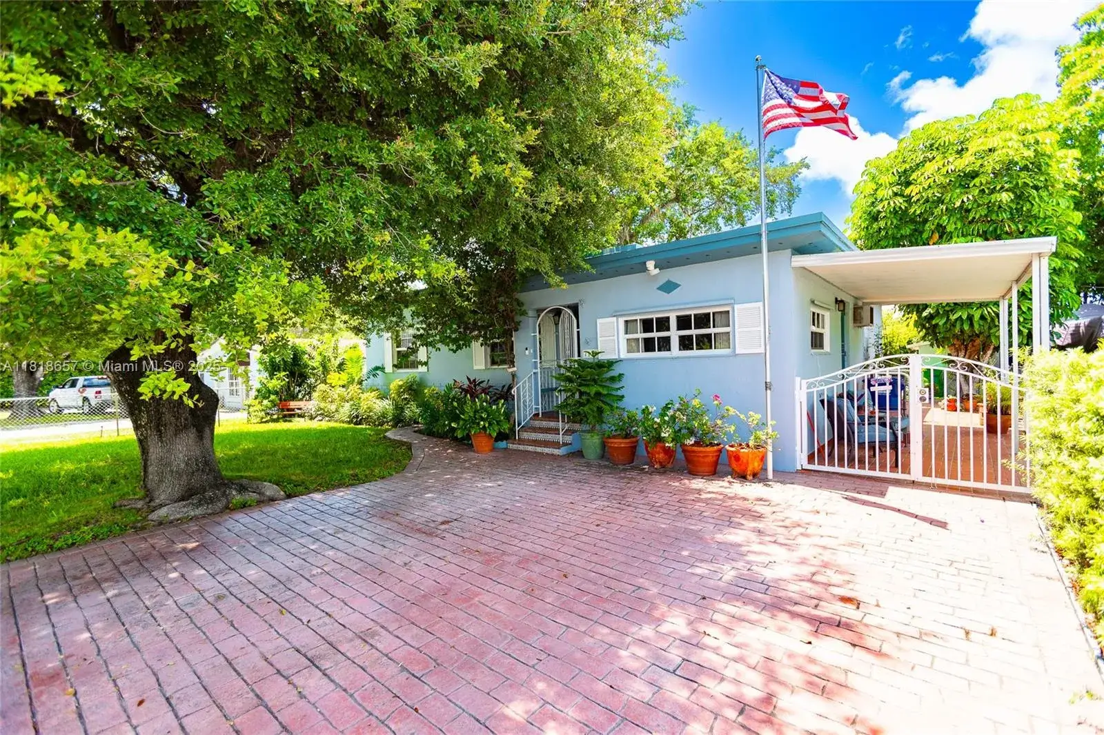 3 bedroom 2 bath Residential for sale at 7110 SW 13th Ter, Miami FL 33144