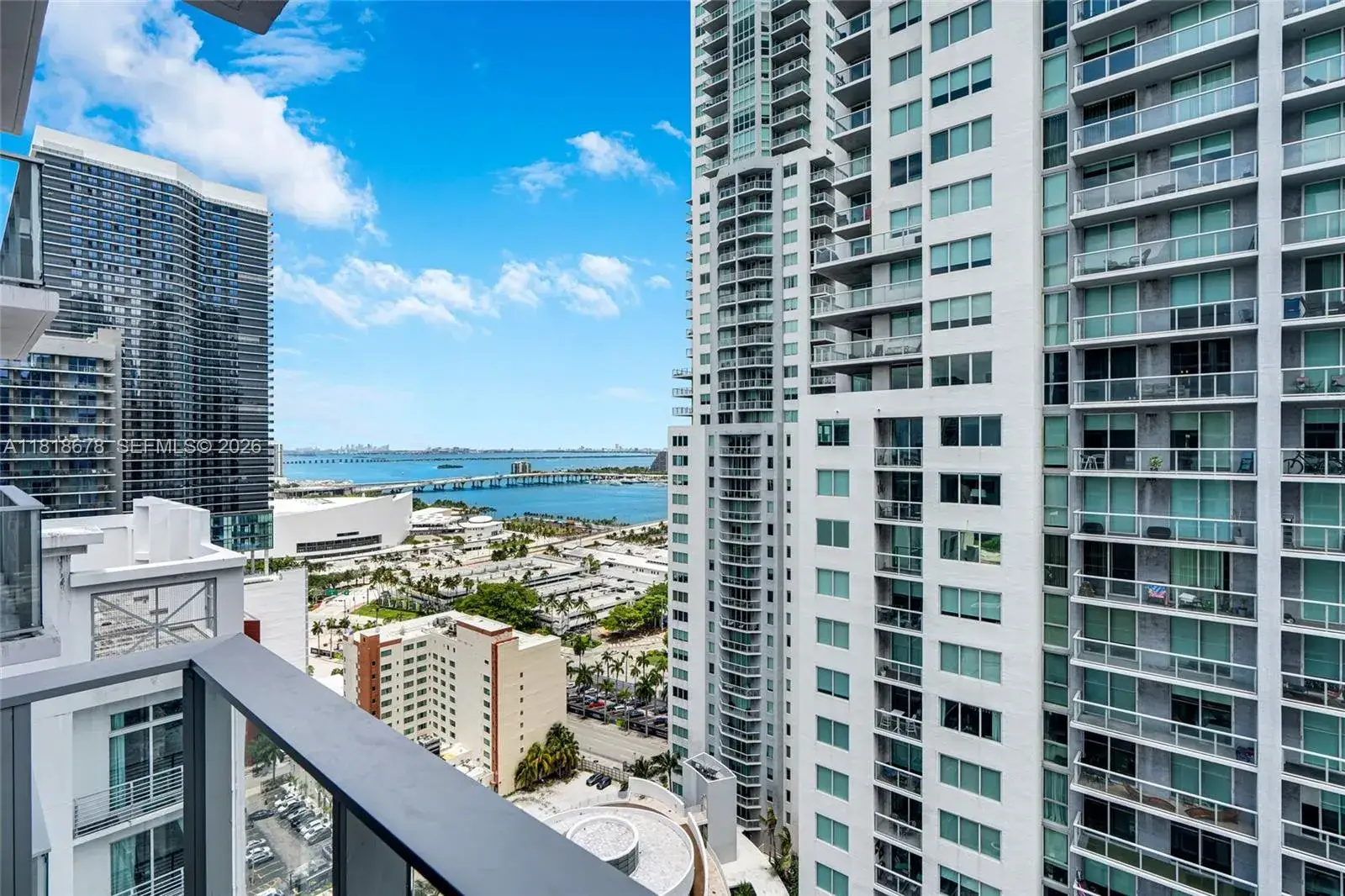 1 bath Residential Lease for rent at 227 NE 2nd St # 2810, Miami FL 33132