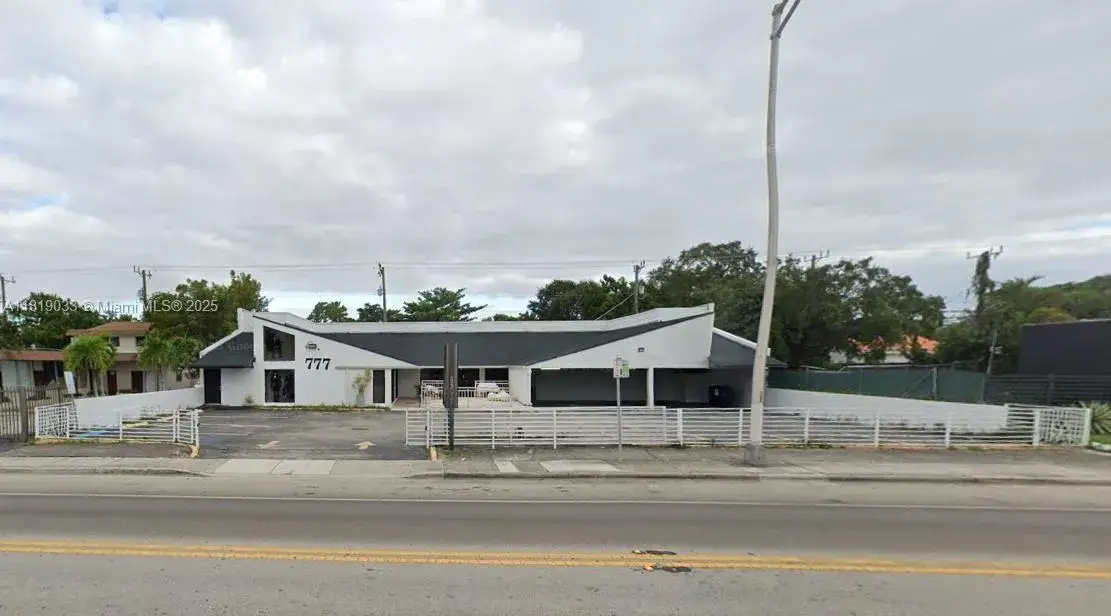 Commercial Sale for sale at 777 NE 79th St, Miami FL 33138