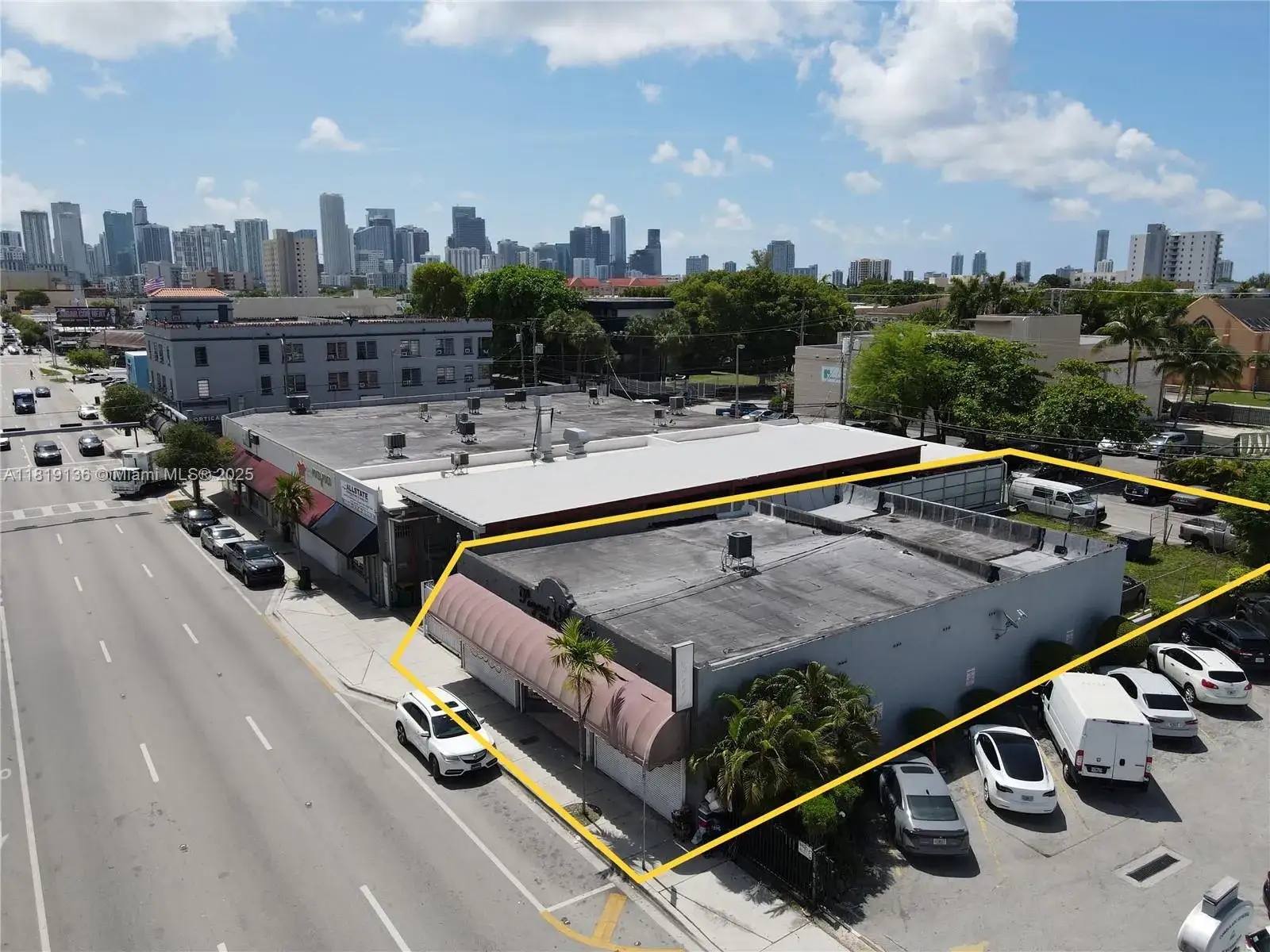 Commercial Sale for sale at 1328 W Flagler St, Miami FL 33135