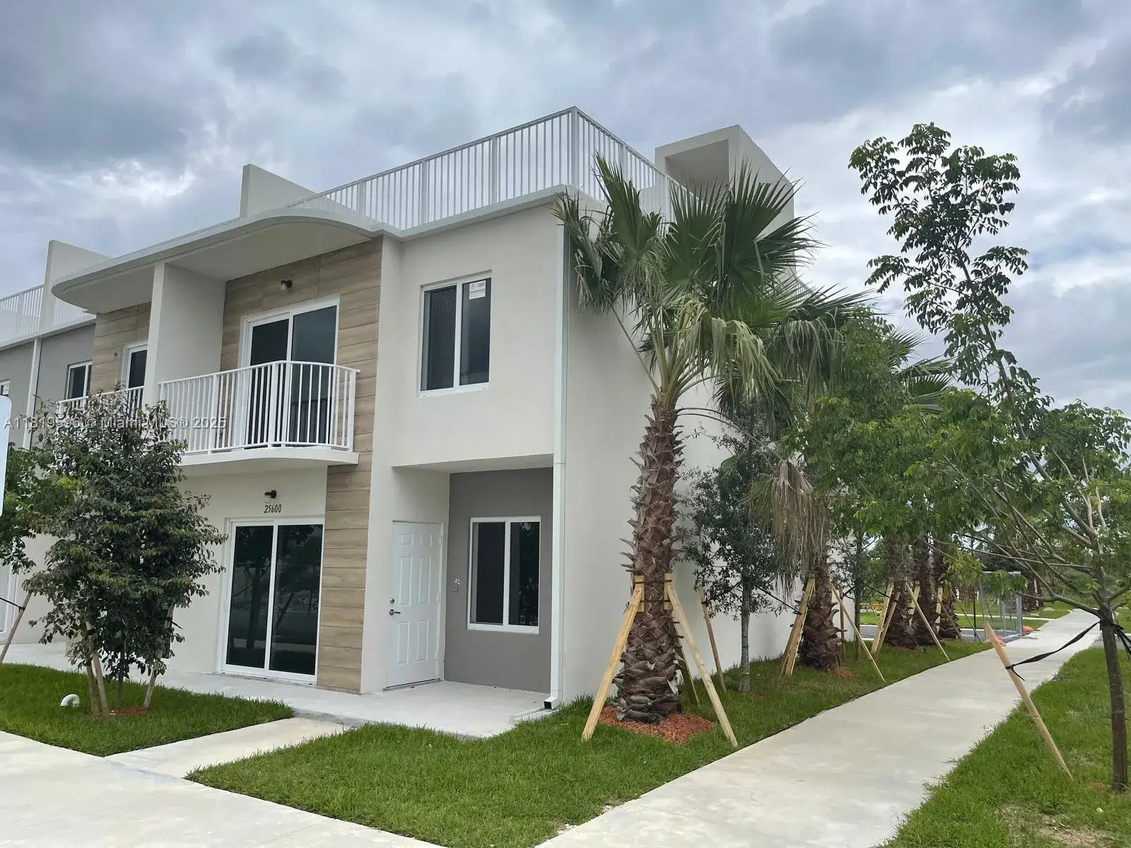 4 bedroom 3 bath Residential for sale at 25600 SW 143rd Path, Homestead FL 33032