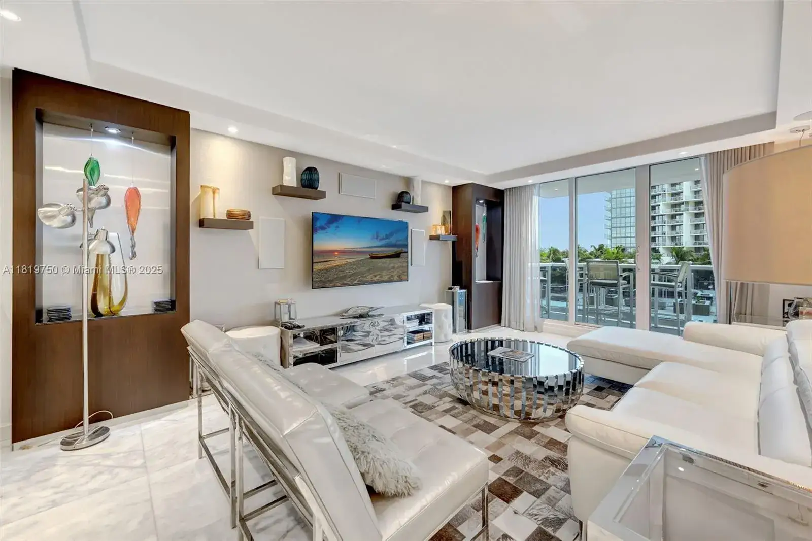 2 bedroom 2 bath Residential Lease for rent at 2301 Collins Ave # 307, Miami Beach FL 33139
