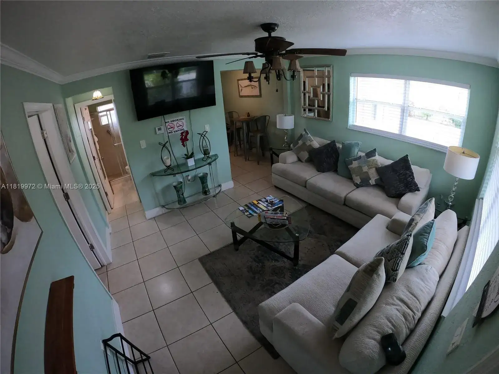 1 bedroom 1 bath Residential Lease for rent at 6101 Rodman St # 2, Hollywood FL 33023