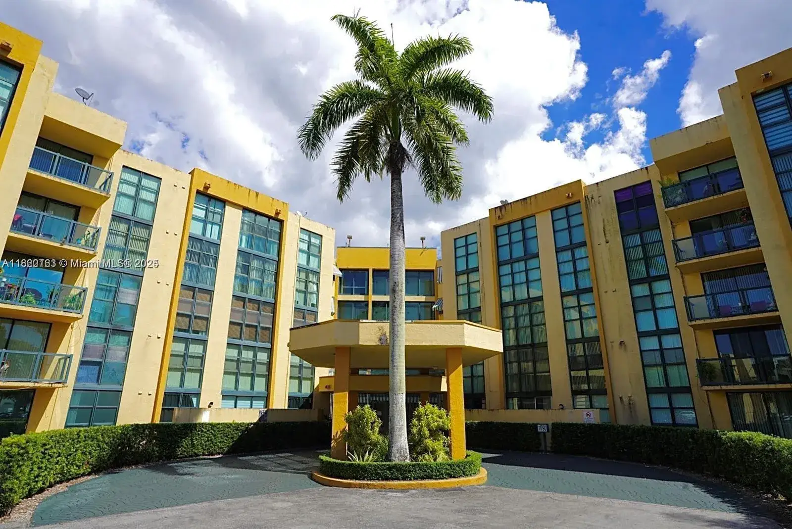 2 bedroom 2 bath Residential Lease for rent at 11750 SW 18th St # 1, Miami FL 33175
