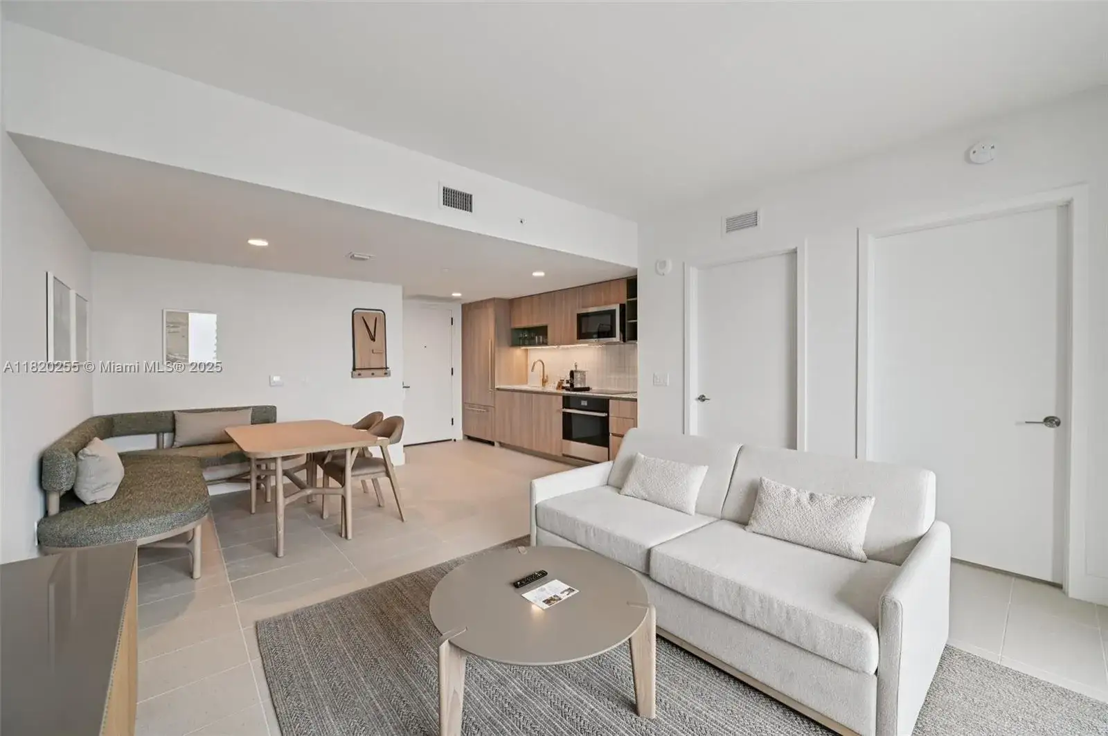 1 bedroom 1 bath Residential for sale at 159 NE 6th St # 4409, Miami FL 33132