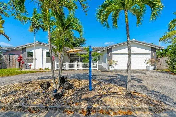 5 bedroom 3 bath Residential for sale at 4140 N 36th Ave, Hollywood FL 33021