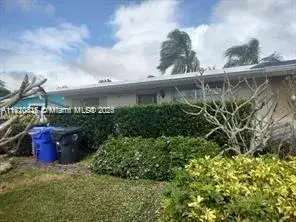 2 bedroom 1 bath Residential for sale at 6641 SW 19th St, North Lauderdale FL 33068