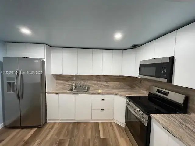 2 bedroom 2 bath Residential for sale at 1475 NE 125th Ter # 614K, North Miami FL 33161