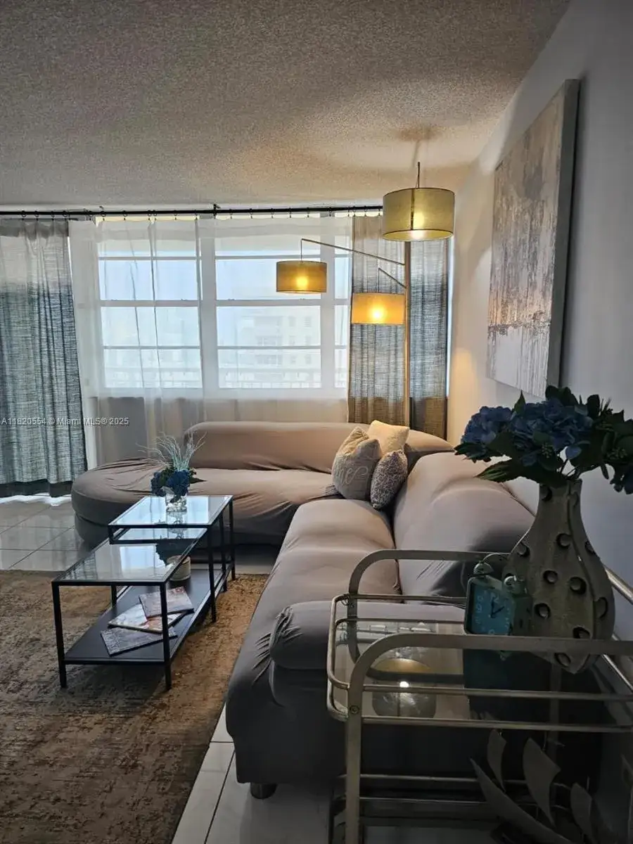2 bedroom 2 bath Residential for sale at 251 174th St # 2111, Sunny Isles Beach FL 33160