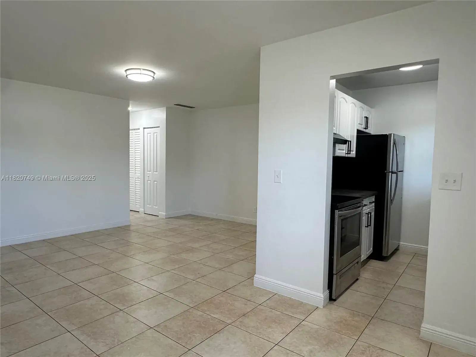 1 bedroom 1 bath Residential Lease for rent at 5841 SW 36th Ct # 203, Davie FL 33314