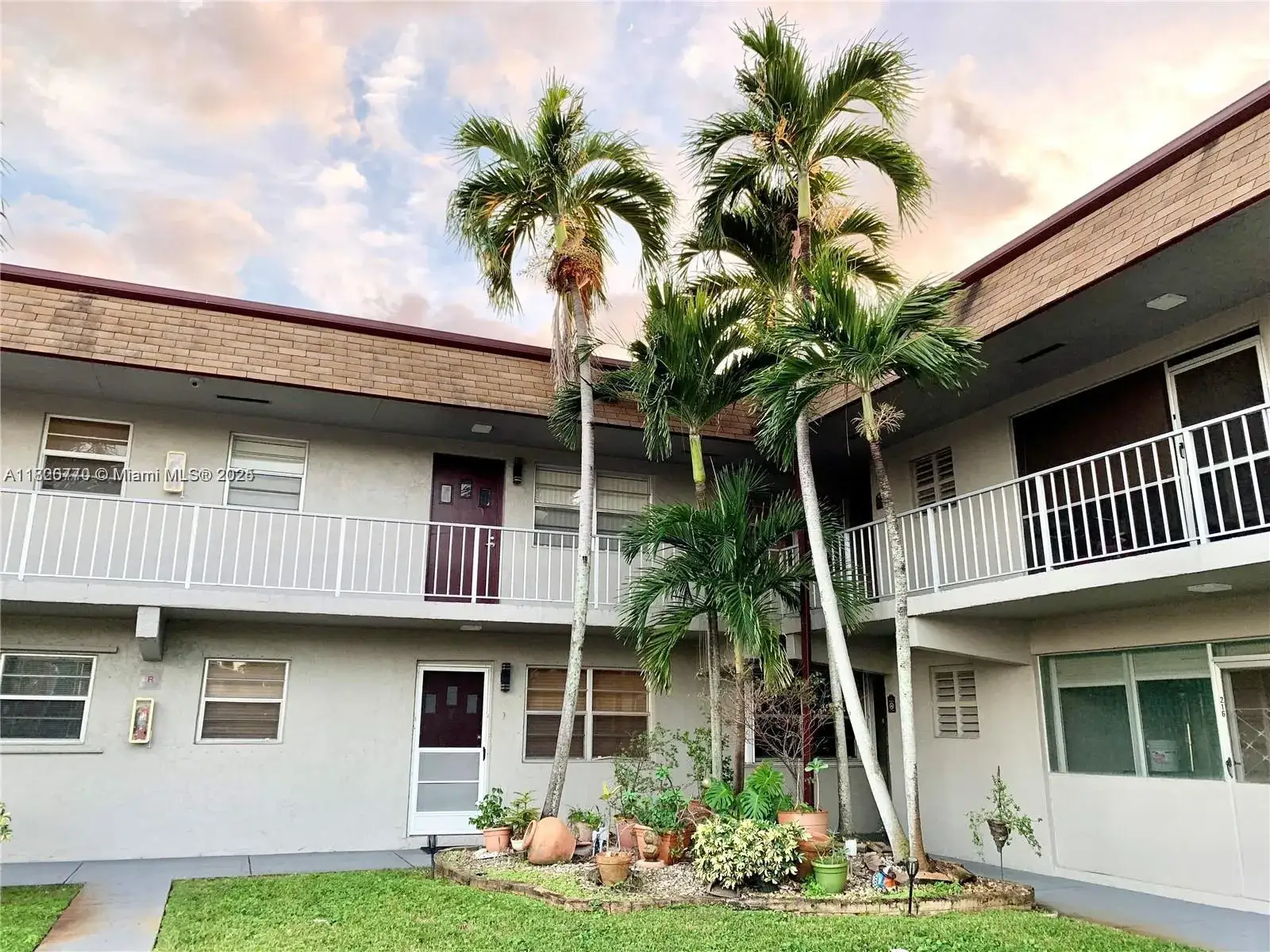 2 bedroom 2 bath Residential Lease for rent at 2050 NW 81st Ave # 223, Pembroke Pines FL 33024