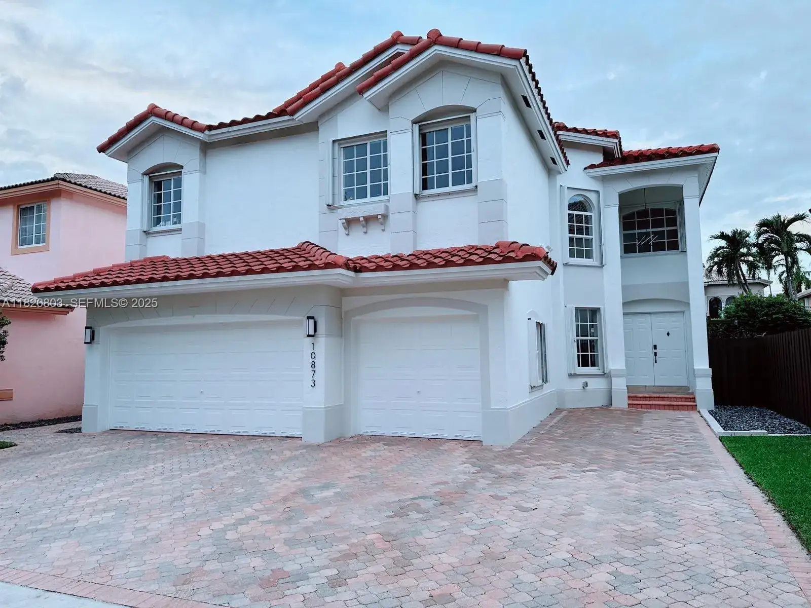 5 bedroom 3 bath Residential for sale at 10873 NW 71st St, Doral FL 33178