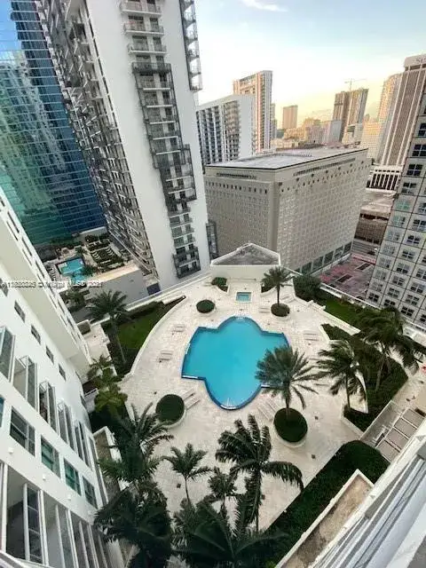 1 bedroom 1 bath Residential Lease for rent at 300 S Biscayne Blvd # 2107, Miami FL 33131