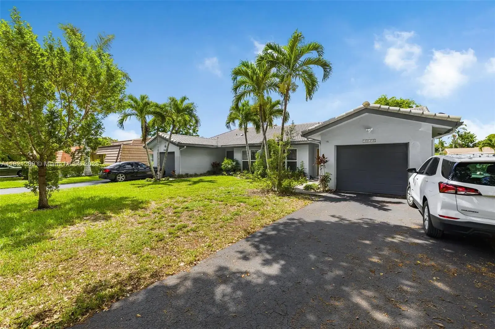3 bedroom 2 bath Residential for sale at 10650 NW 45th St, Coral Springs FL 33065