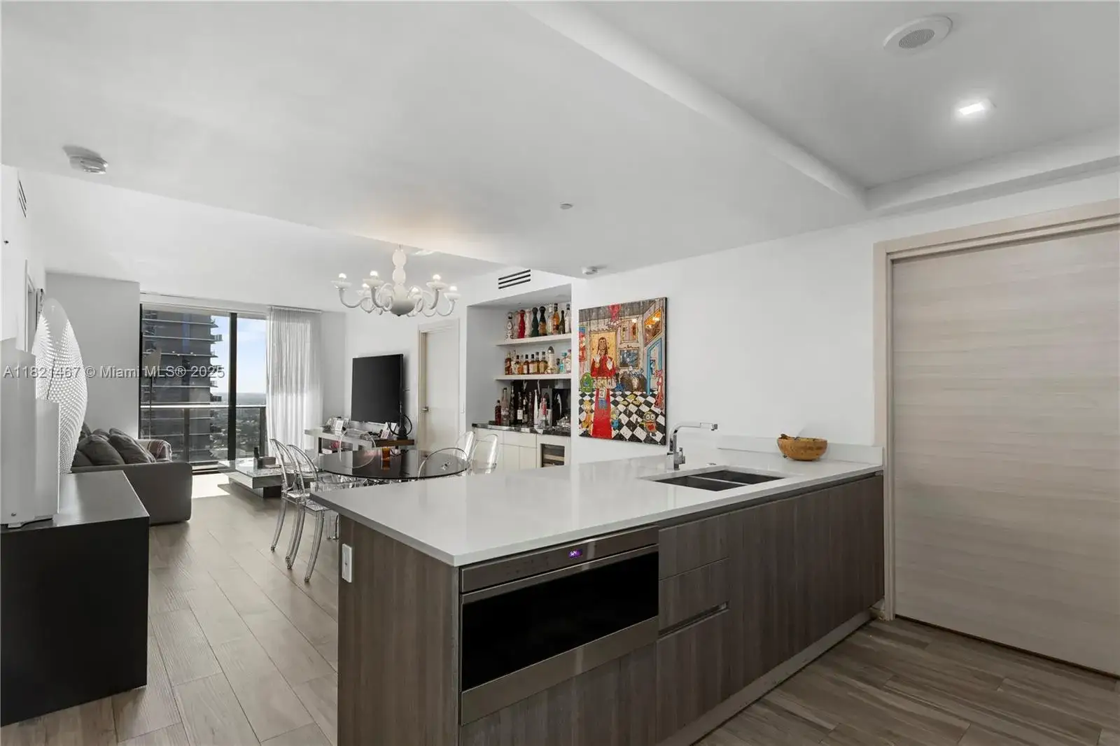 2 bedroom 2 bath Residential Lease for rent at 801 S Miami Ave # 3310, Miami FL 33130