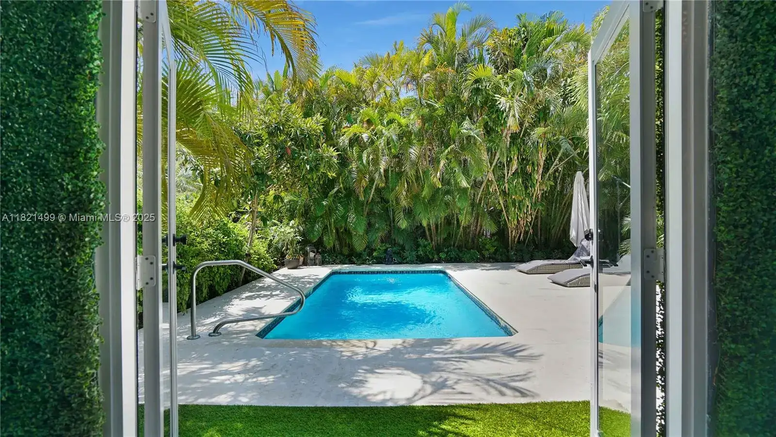4 bedroom 4 bath Residential Lease for rent at 5650 Pine Tree Dr, Miami Beach FL 33140