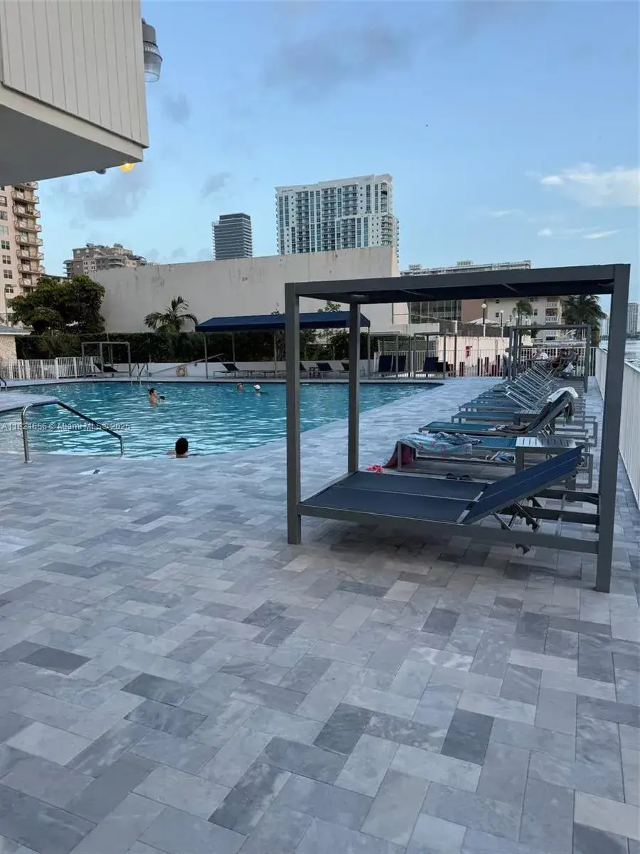 2 bedroom 1 bath Residential for sale at 1833 S Ocean Dr # 305, Hallandale Beach FL 33009
