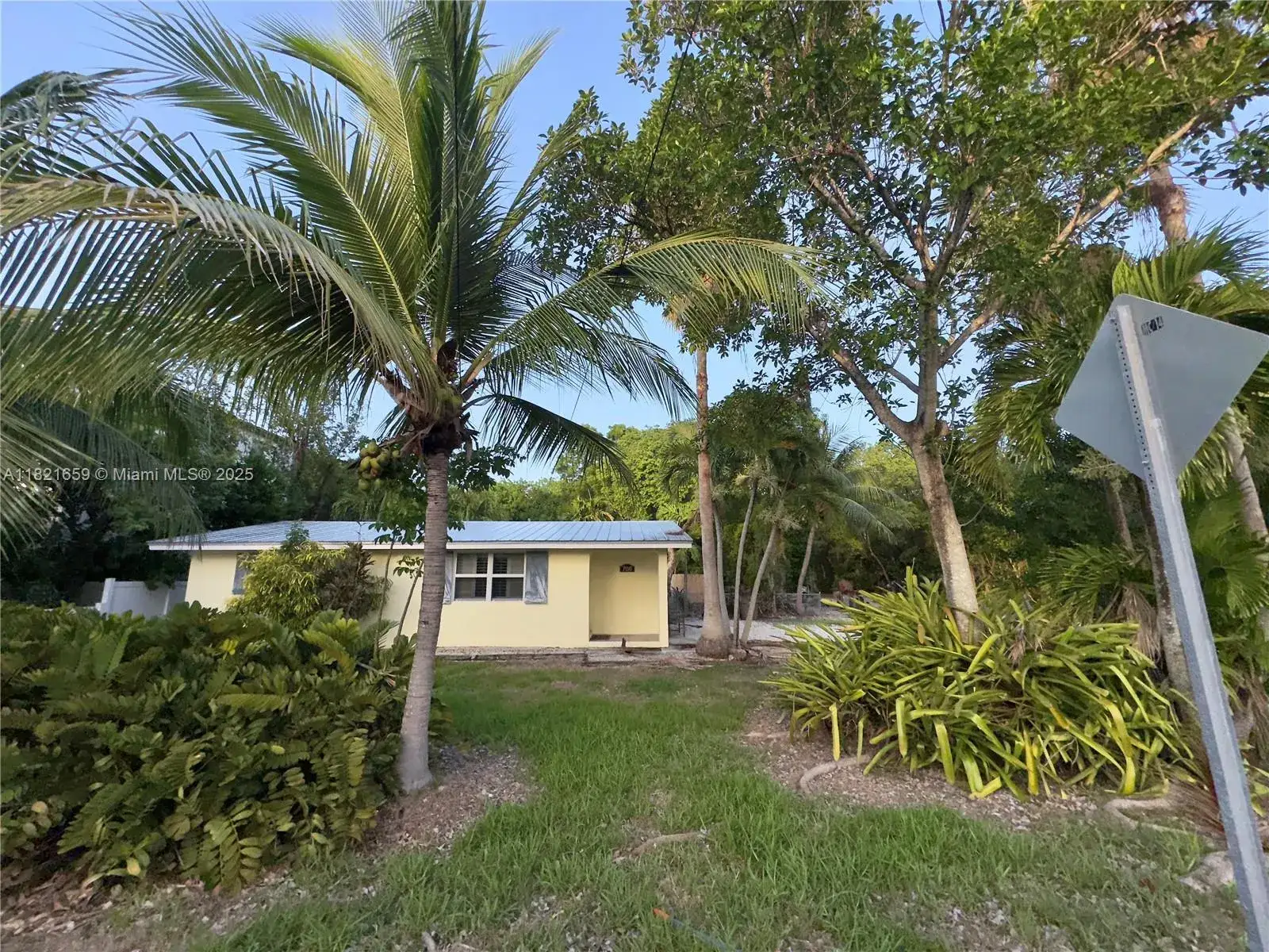 2 bedroom 2 bath Residential Lease for rent at 786 Bostwick Dr # A, Key Largo FL 33037
